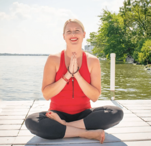 Liza Hahn_YogaTherapy